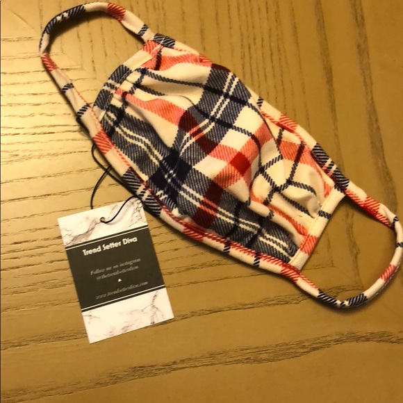 2 for $20! Plaid print face mask - Picture 3 of 6